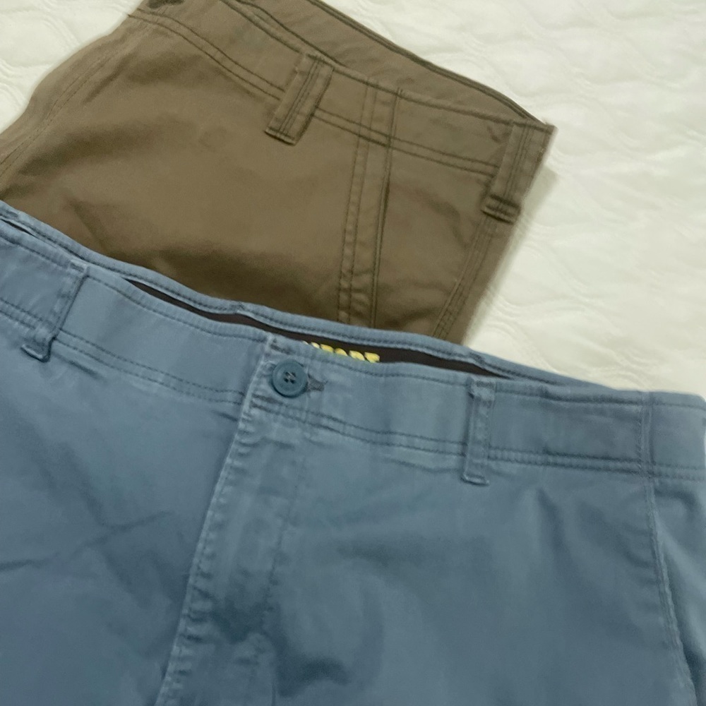 Lee Extreme Comfort Chino Shorts Stretch Flat Front Mens 42 Beige & blue BUNDLE - Picture 11 of 13